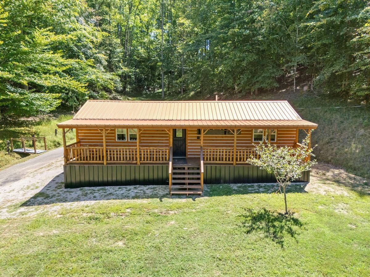 143 Mullins Point Road, Campton, KY 41301 — primary photo