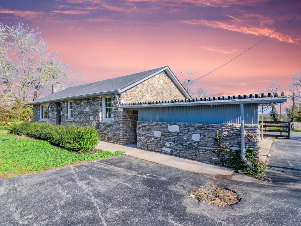 7897 Old Richmond Road, Lexington, KY 40515 — primary photo