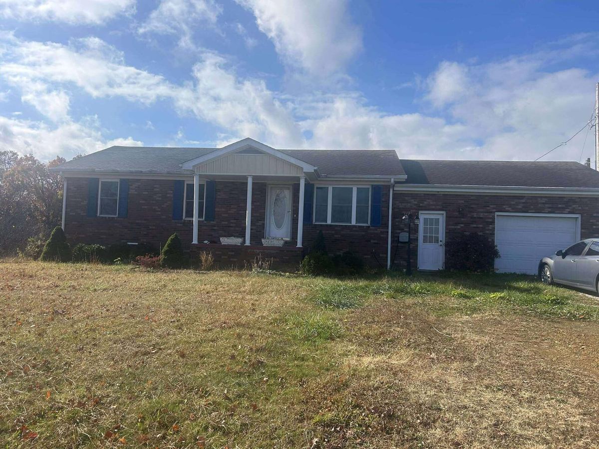 1325 Weaver Ridge Road, Morehead, KY 40351 — primary photo