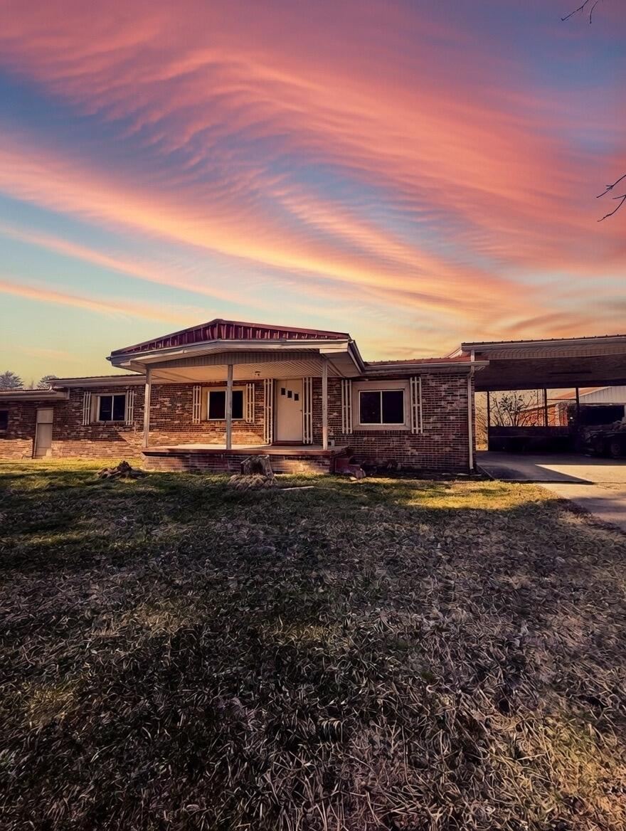 1615 Vaughn Ridge Road, London, KY 40741 — primary photo