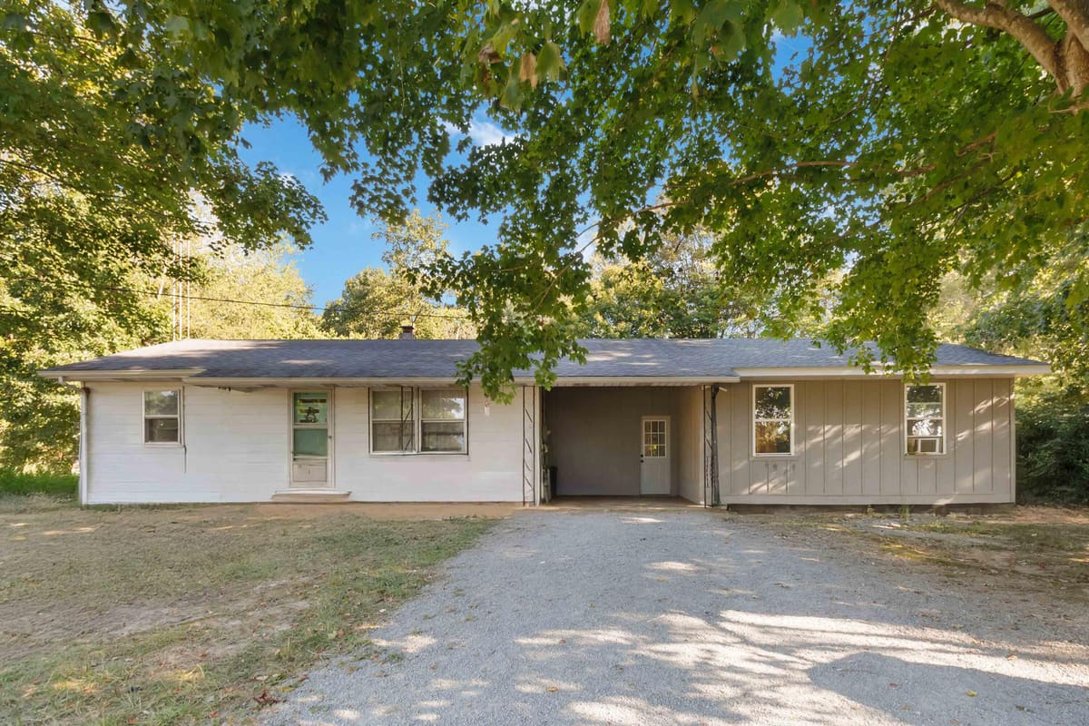 1466 Webb Ridge Road, Russell Springs, KY 42642 — primary photo
