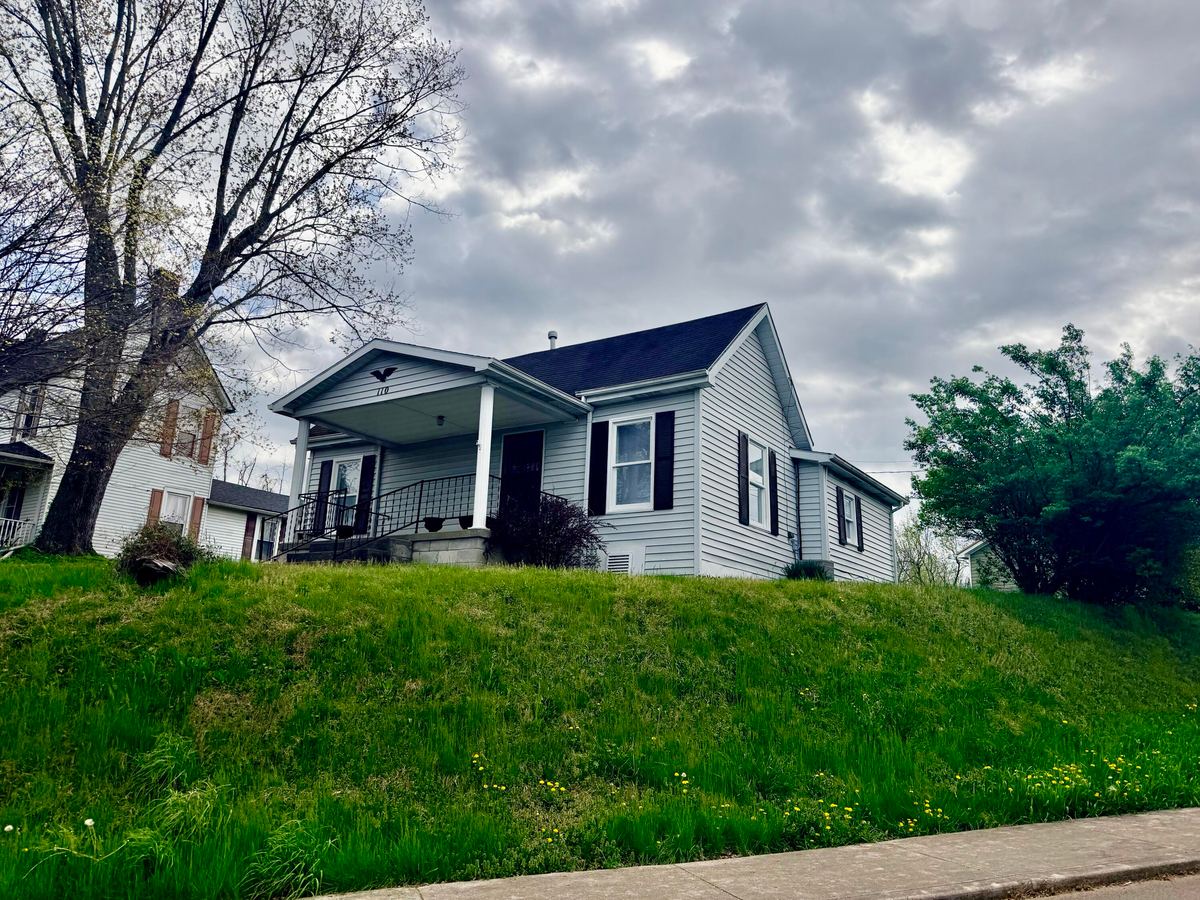 110 Jacksboro Street, Somerset, KY 42501 — primary photo