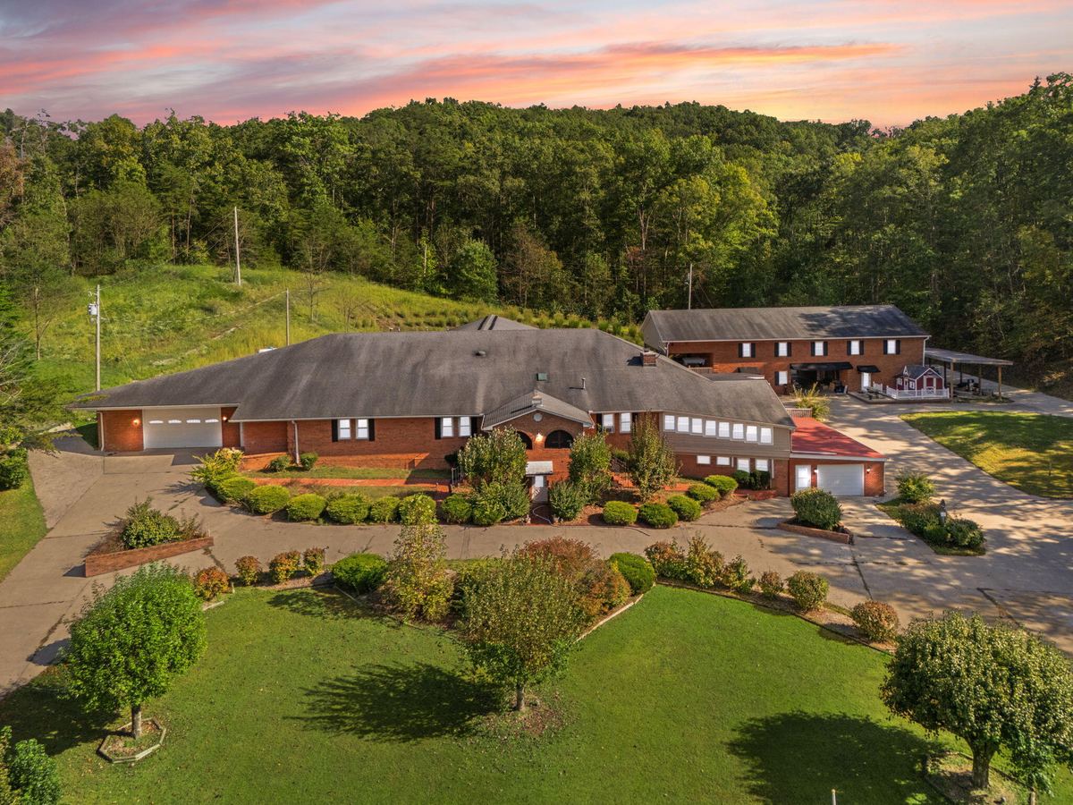 1429 Brush Creek Road, Clay City, KY 40312 — primary photo