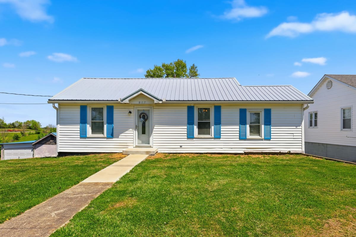 817 Bellows Mill Road, Harrodsburg, KY 40330 — primary photo