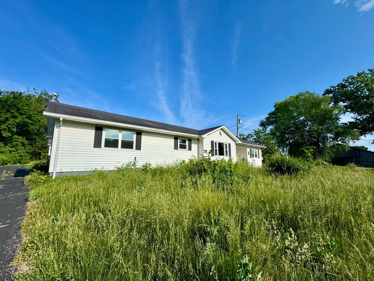 2171 Scaffold Cane Road, Berea, KY 40403 — primary photo