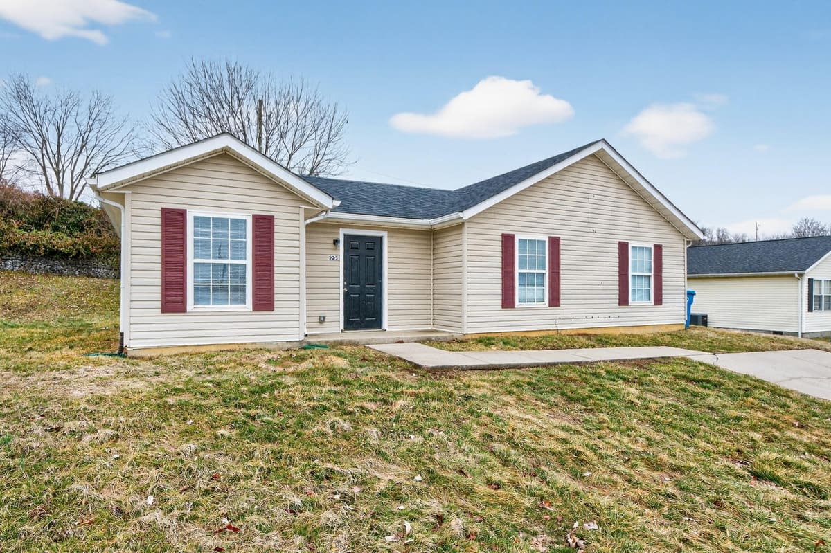 225 Buffalo Trace, Winchester, KY 40391 — primary photo