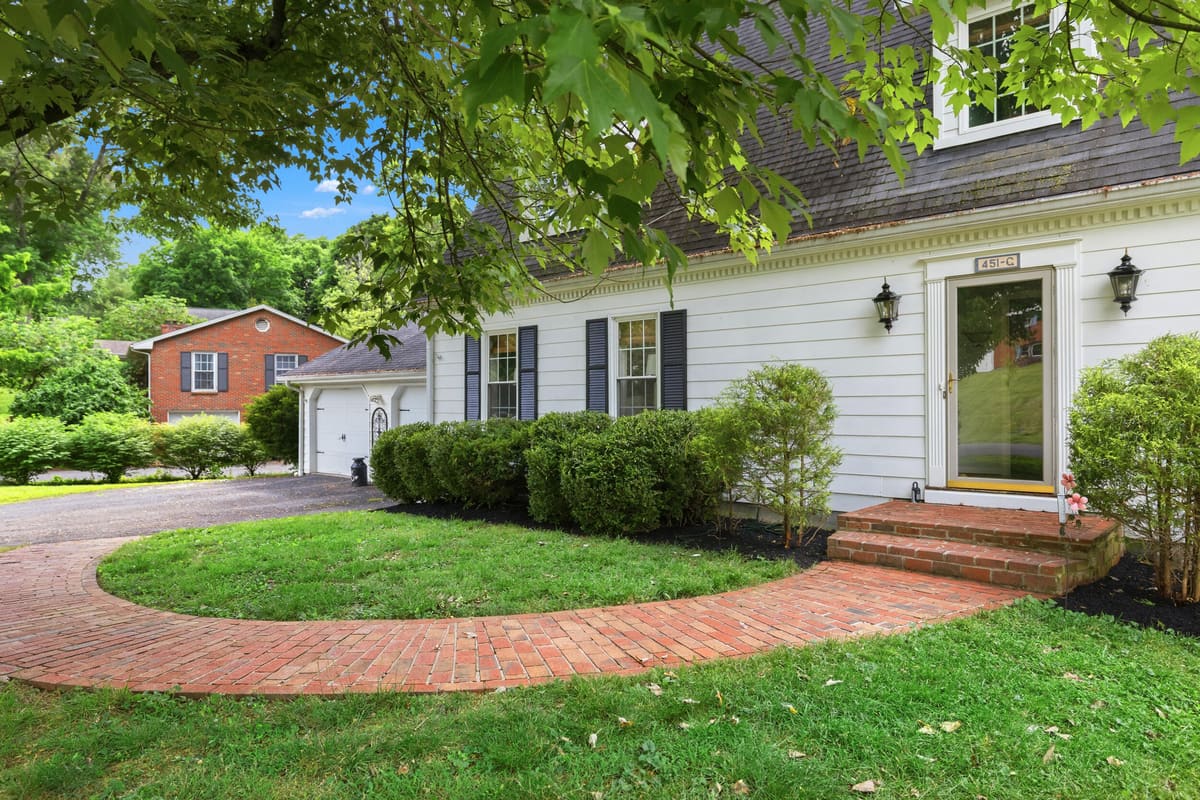 451C Boone Trail Road, Danville, KY 40422 — primary photo