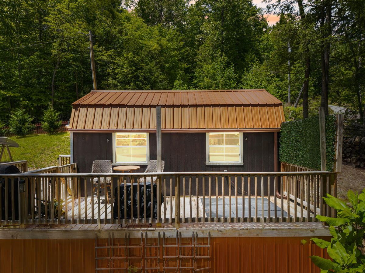 108 Spirit View Lake Dr, Campton, KY 41301 — primary photo
