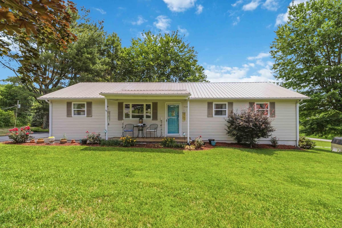 44 Skyline View, London, KY 40744 — primary photo