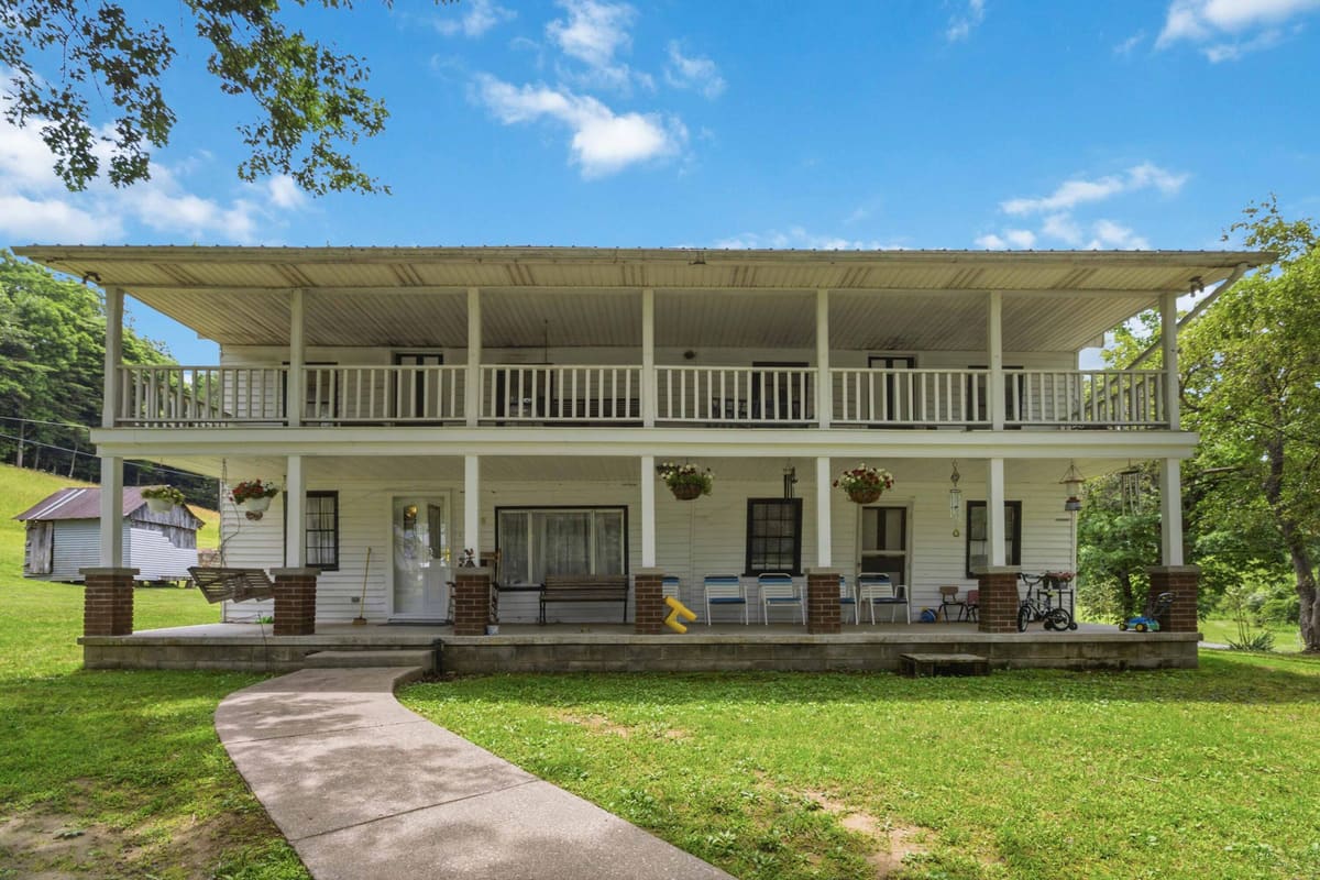 3808 Little Indian Creek Road, Woodbine, KY 40771 — primary photo
