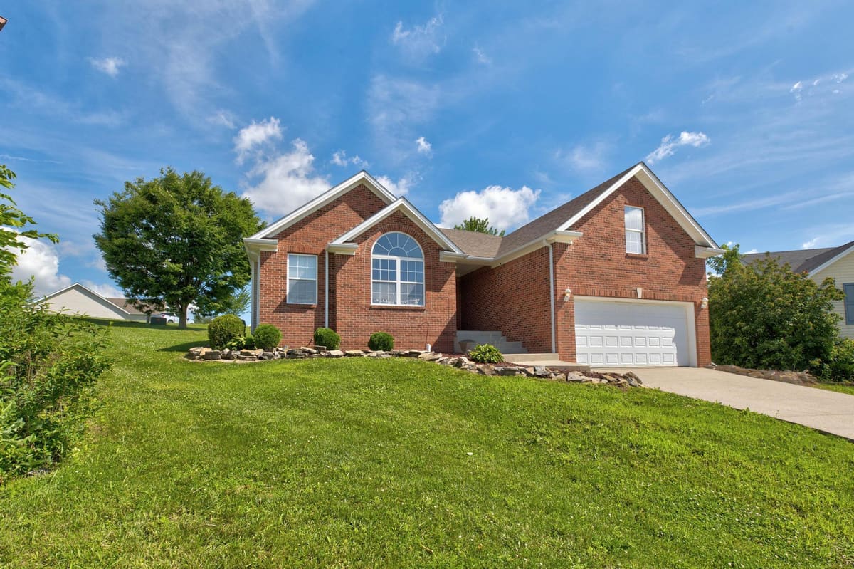 111 Haney Court, Georgetown, KY 40324 — primary photo