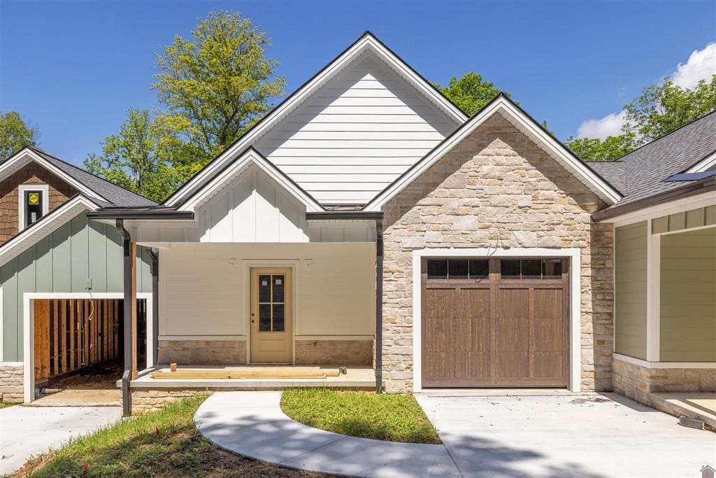 1146 Eagle Rest Drive, Grand Rivers, KY 42045 — primary photo