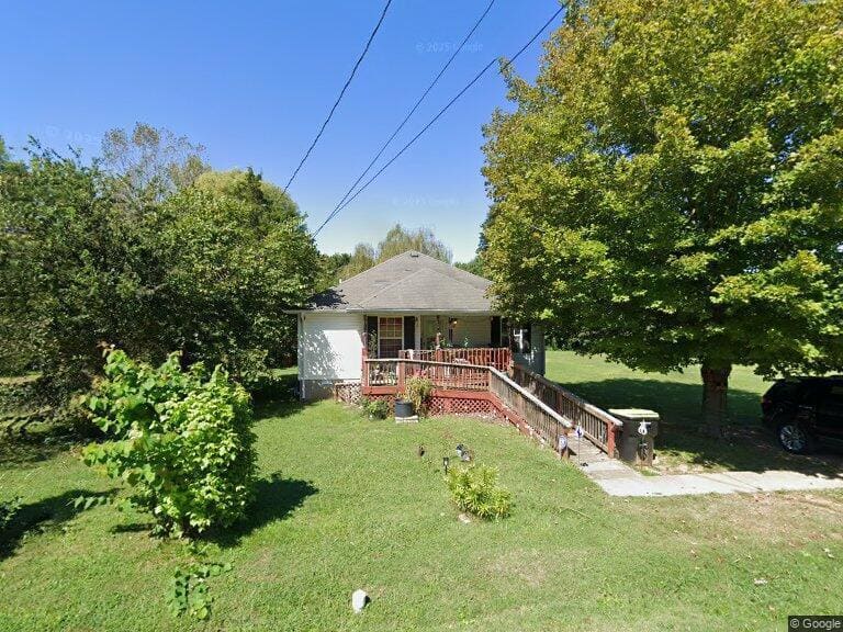 222 Marion Street, Elkton, KY 42220 — primary photo
