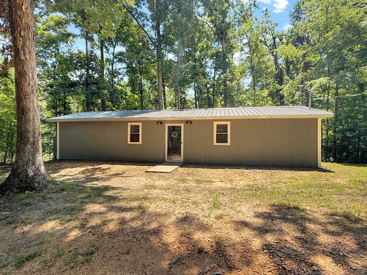 146 Hesley Drive, New Concord, KY 42076 — primary photo