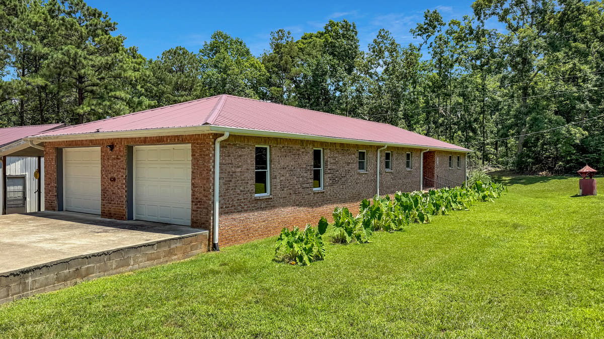 144 Hesley Drive, New Concord, KY 42076 — primary photo