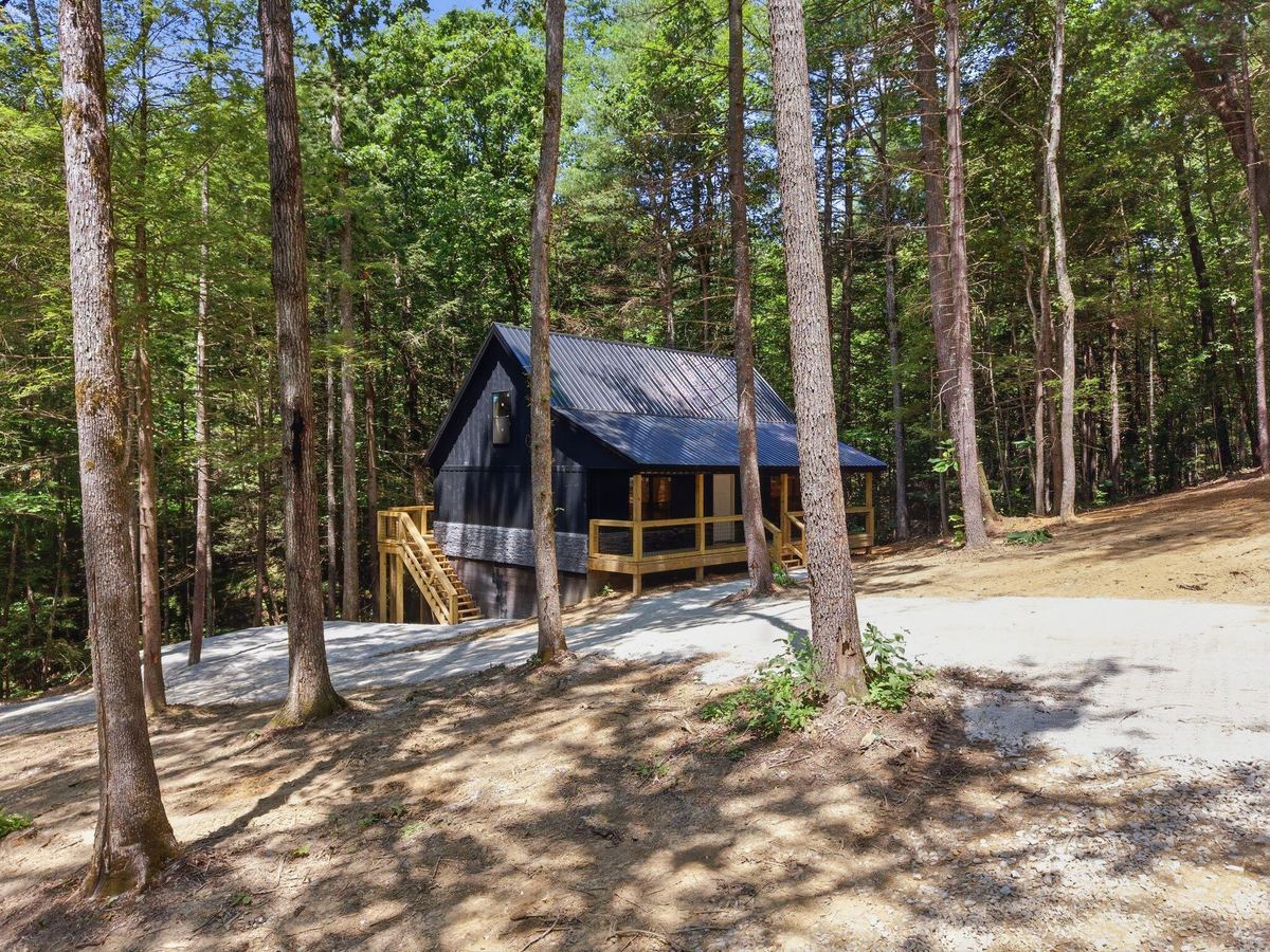 28 Joyful Springs, Zoe, KY 41397 — primary photo
