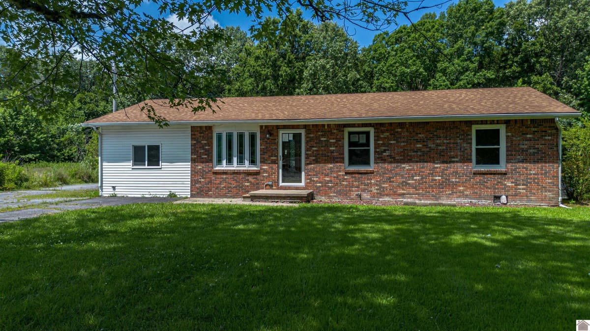 312 Anita Lane, Ledbetter, KY 42058 — primary photo