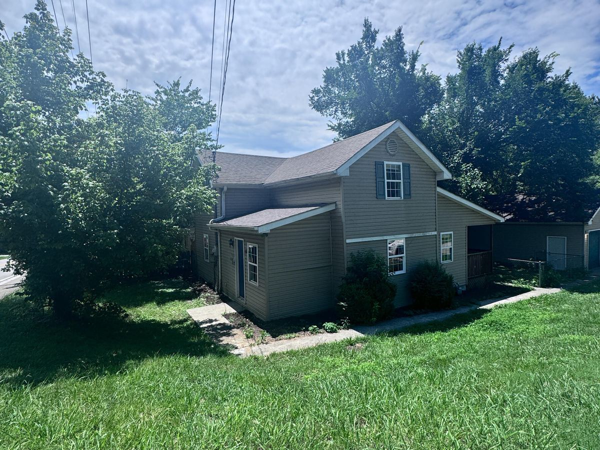 118 Langdon Street, Somerset, KY 42501 — primary photo