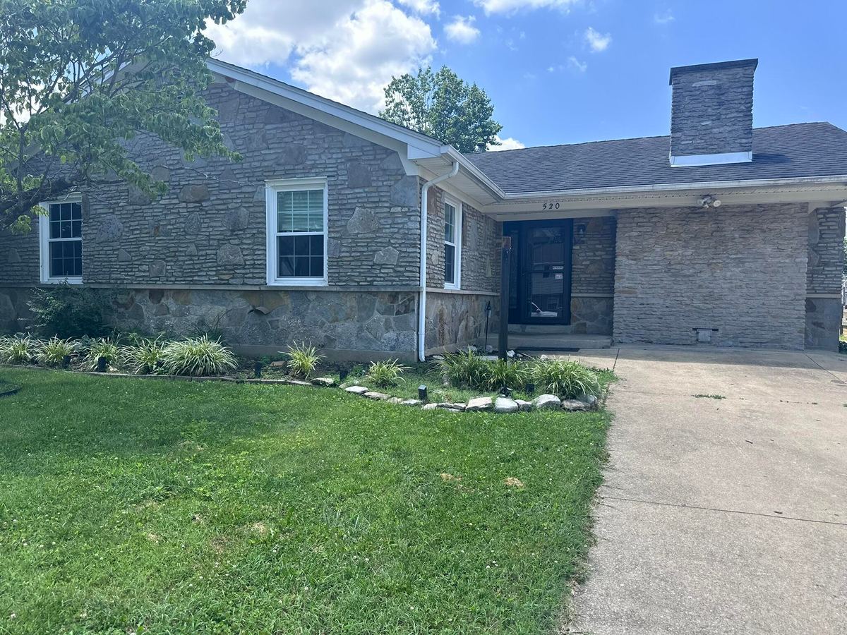 520 Pinoak Drive, Nicholasville, KY 40356 — primary photo