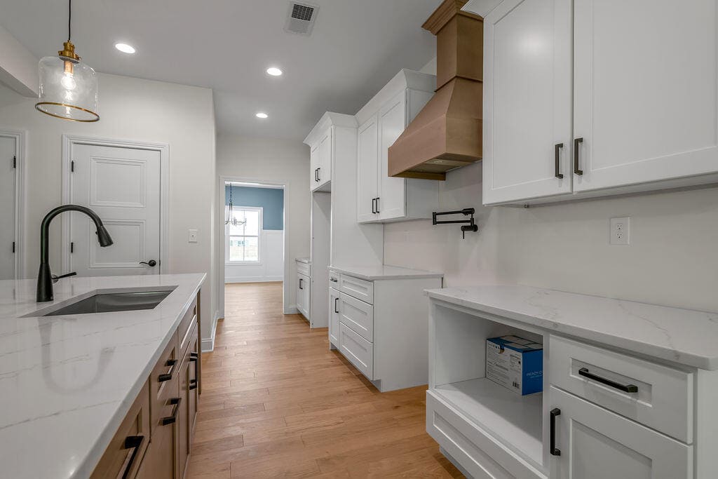 4185 Buttermilk Road, Lexington, KY 40509 — primary photo
