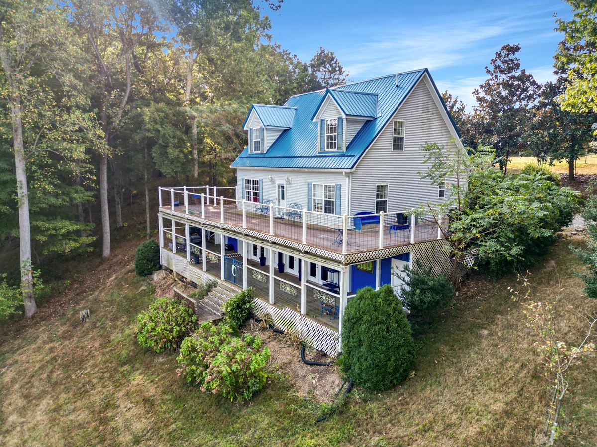 208 Goose Creek Drive, Cadiz, KY 42211 — primary photo