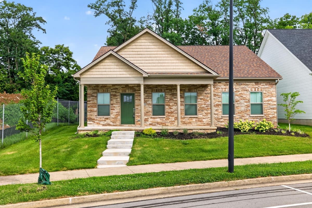 529 Shropshire Avenue, Lexington, KY 40508 — primary photo