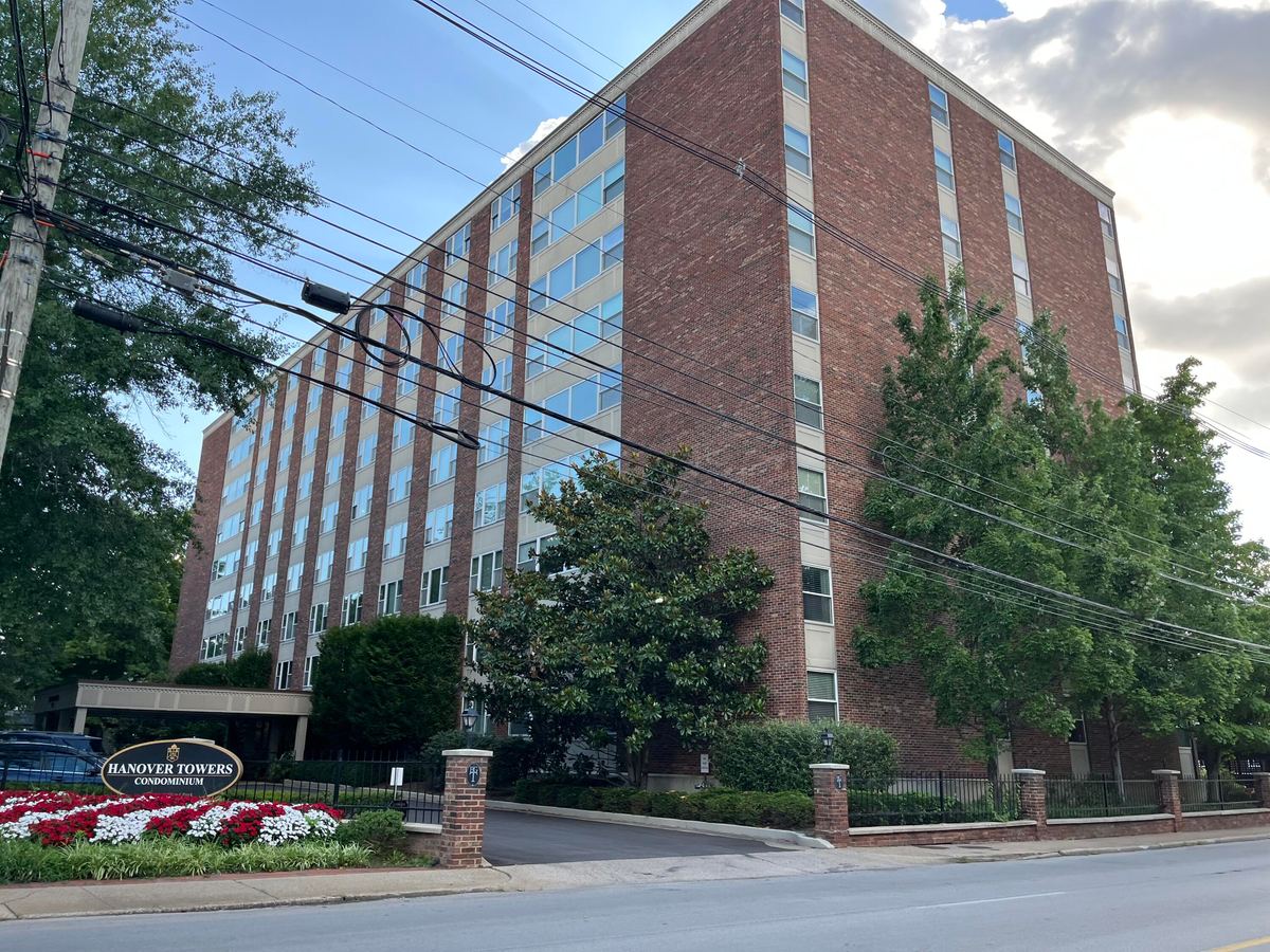 101 S Hanover Avenue 2M, Lexington, KY 40502 — primary photo