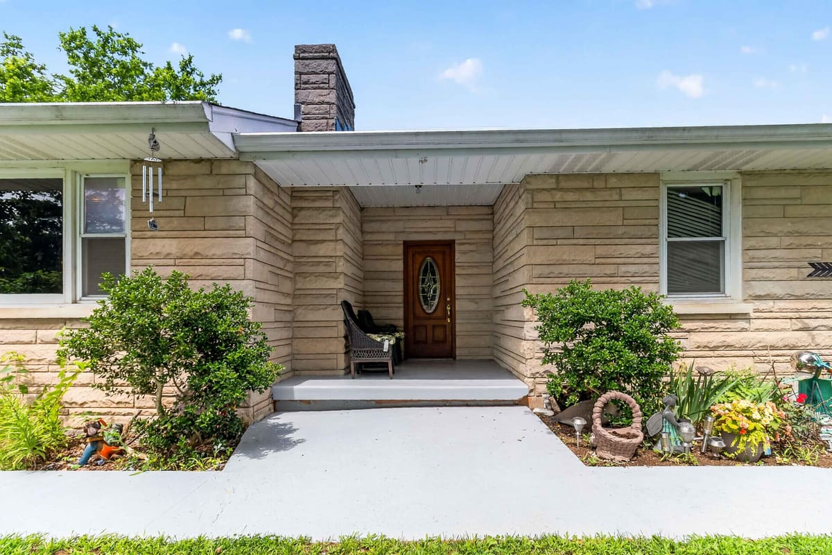 1730 Woods Road, Nicholasville, KY 40356 — primary photo