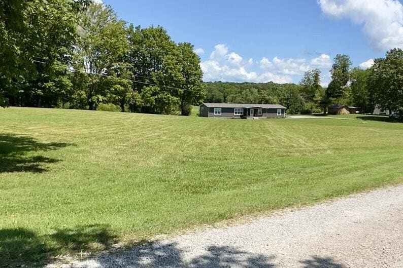 7120 N 7120 N Highway 127 B Highway, Albany, KY 42602 — primary photo