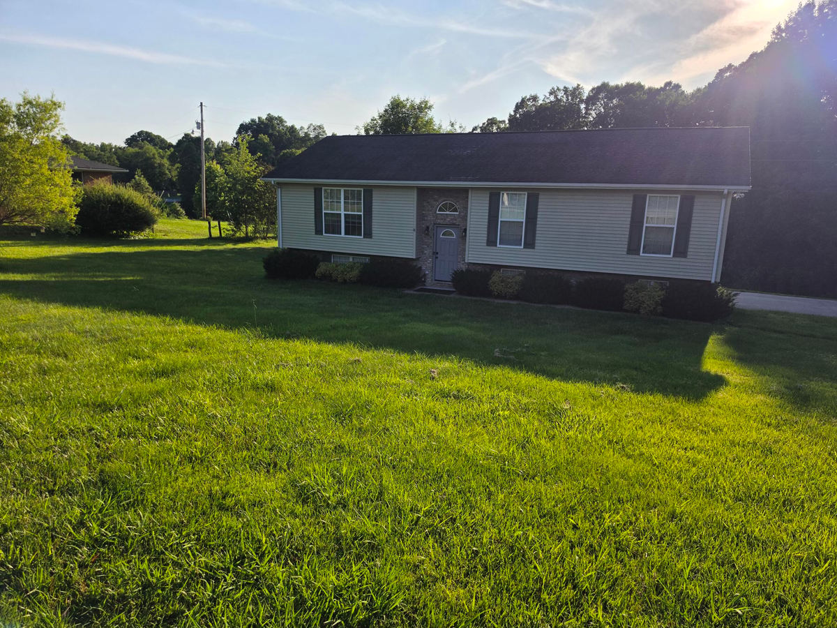 9468 Keavy Road, Keavy, KY 40737 — primary photo