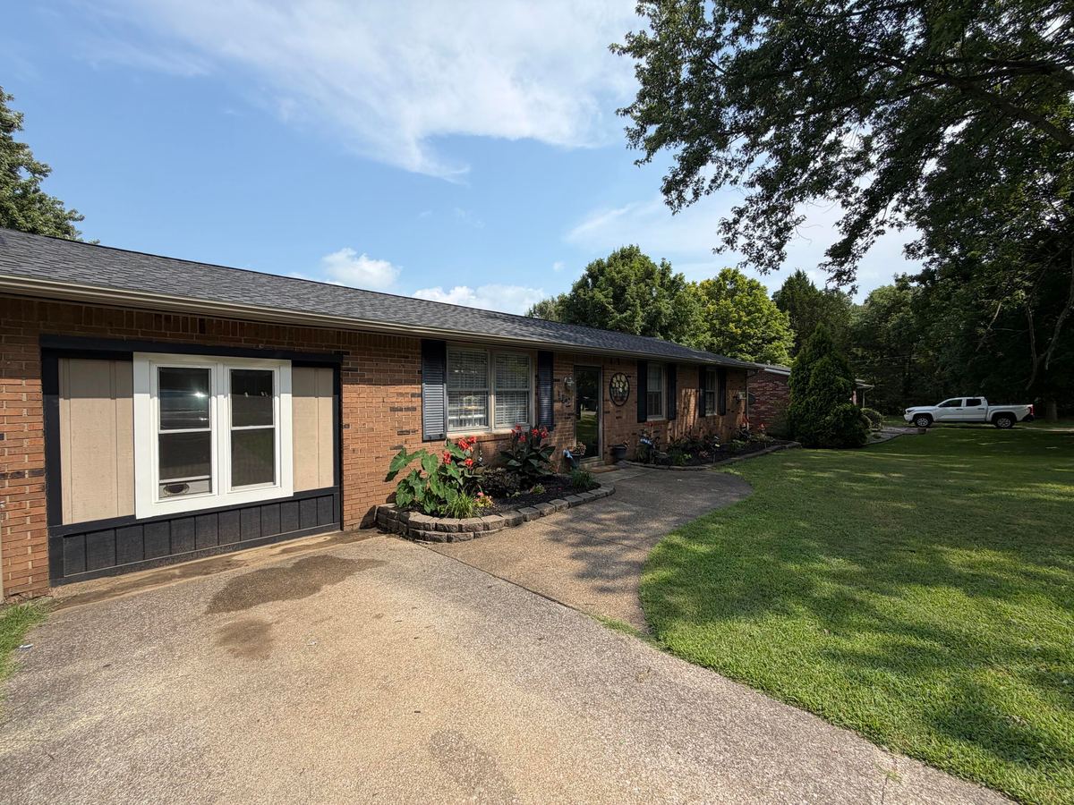 112 Reed Place, Madisonville, KY 42431 — primary photo