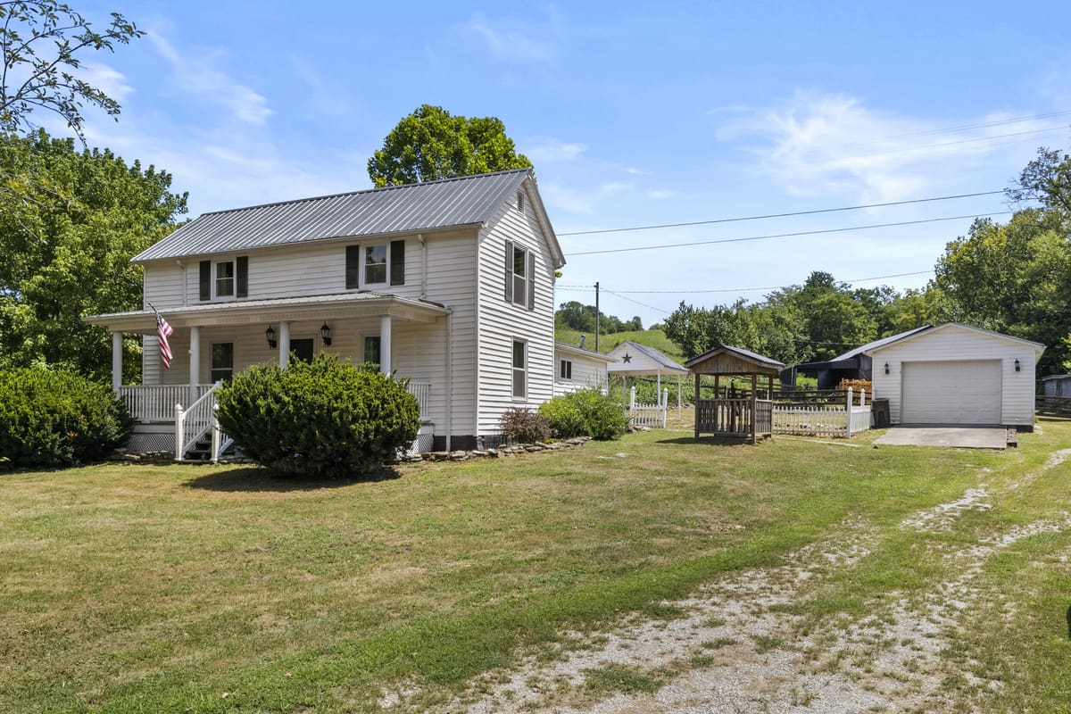 1875 White Oak Road, Owingsville, KY 40360 — primary photo