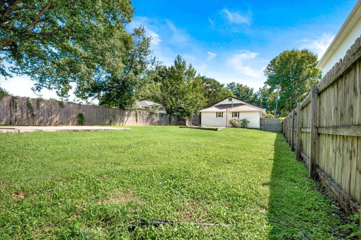 1406 Spruce Street, Corbin, KY 40701 — primary photo
