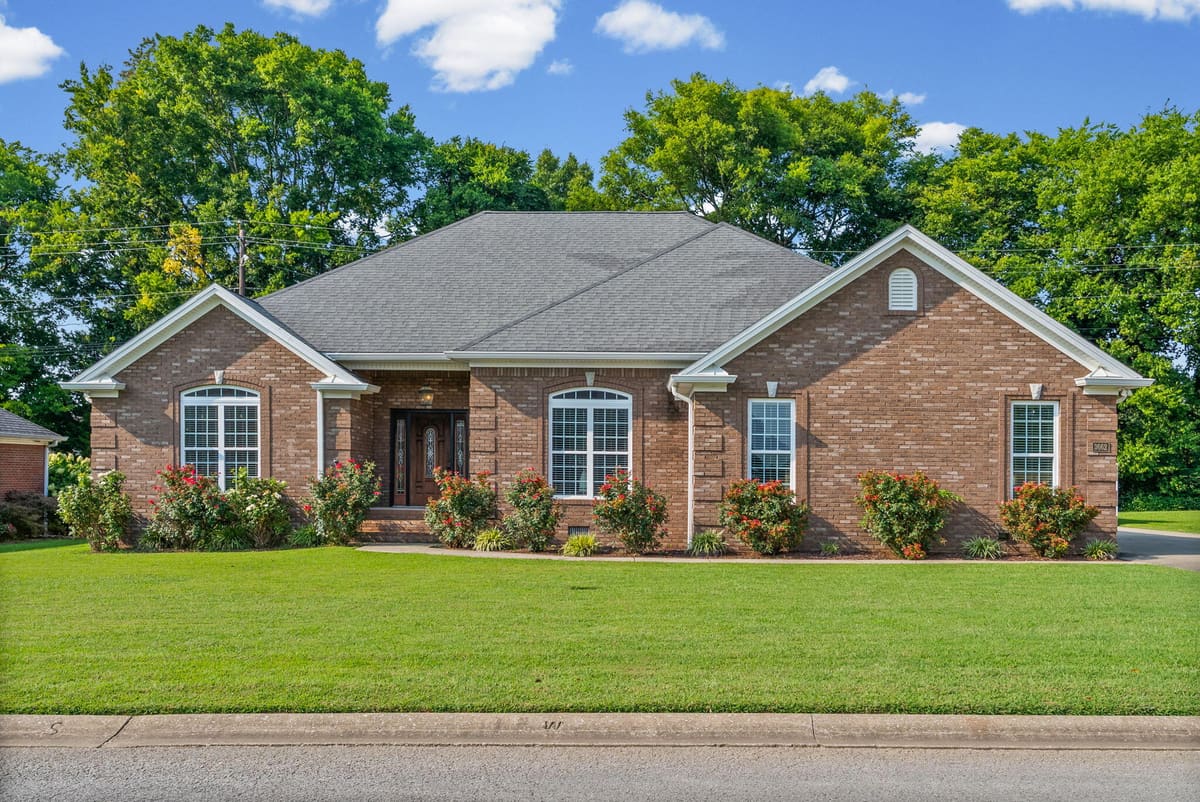 3662 Steeplechase Lane, Hopkinsville, KY 42240 — primary photo