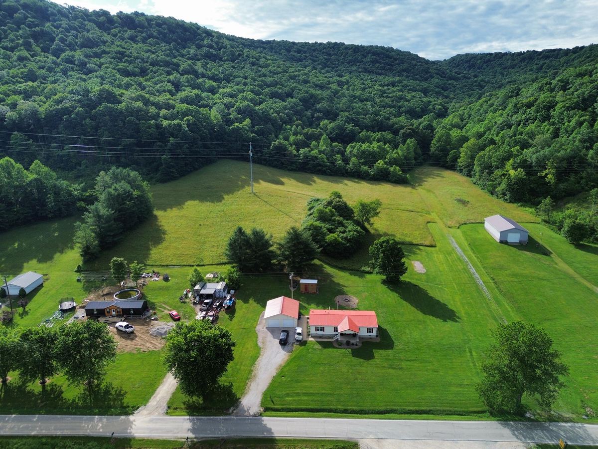 3149 Salt Lick Road, Vanceburg, KY 41179 — primary photo