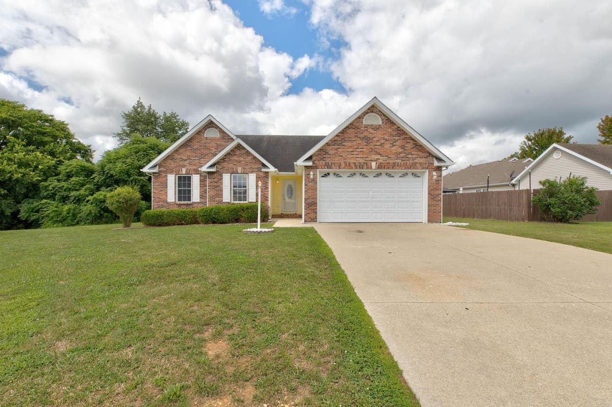 404 Sundown Court, Mt Sterling, KY 40353 — primary photo
