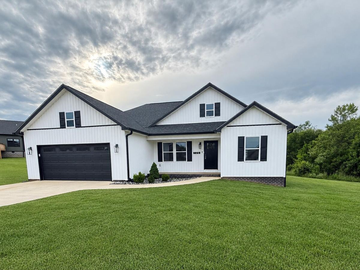 125 Sawgrass Lane, Harrodsburg, KY 40330 — primary photo
