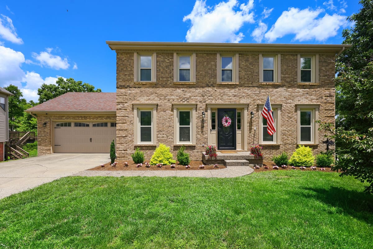525 Woodstream Court, Lexington, KY 40515 — primary photo