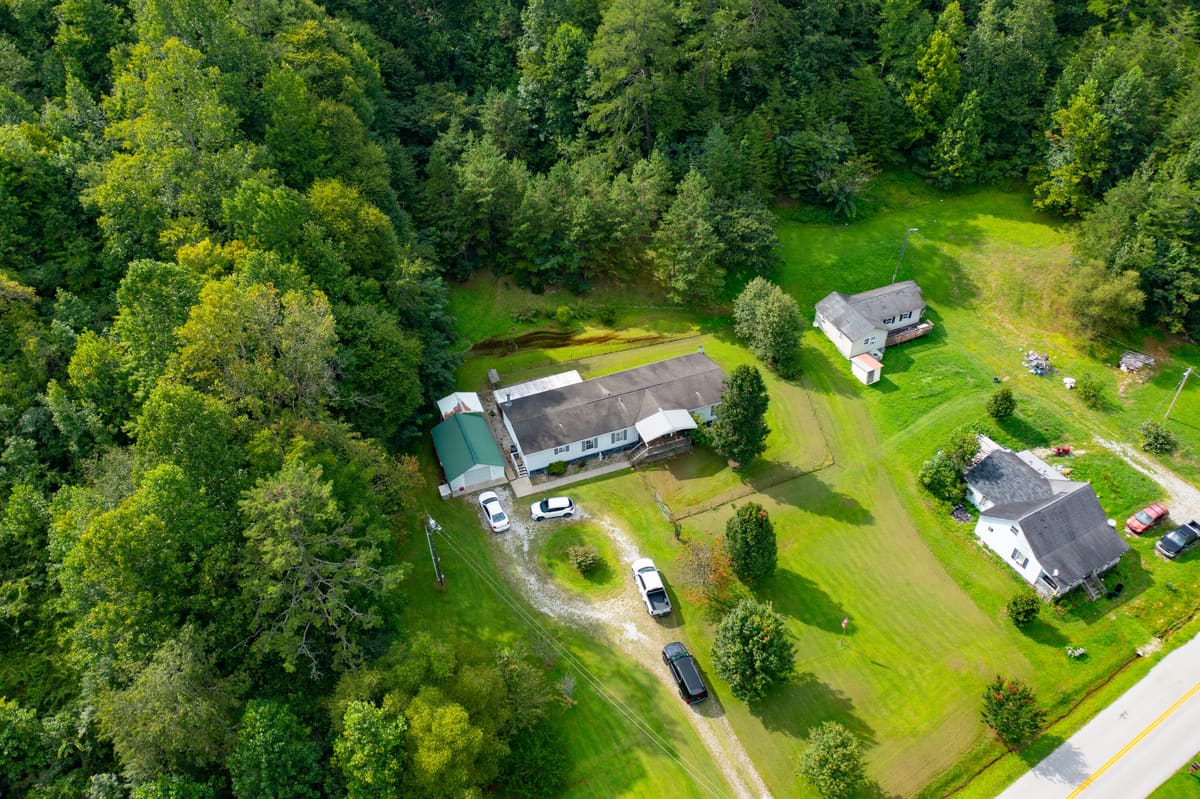 4718 Ky-1809, Barbourville, KY 40906 — primary photo