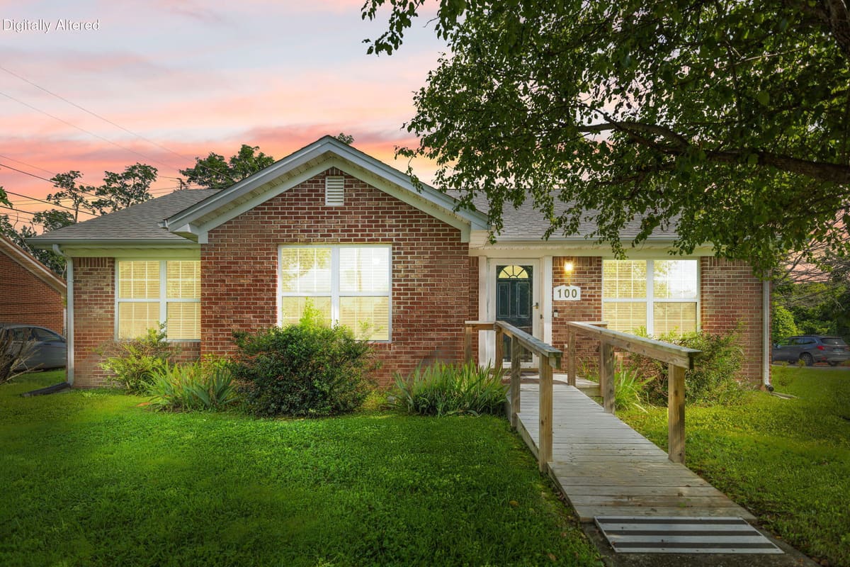 100 Henry Drive, Berea, KY 40403 — primary photo