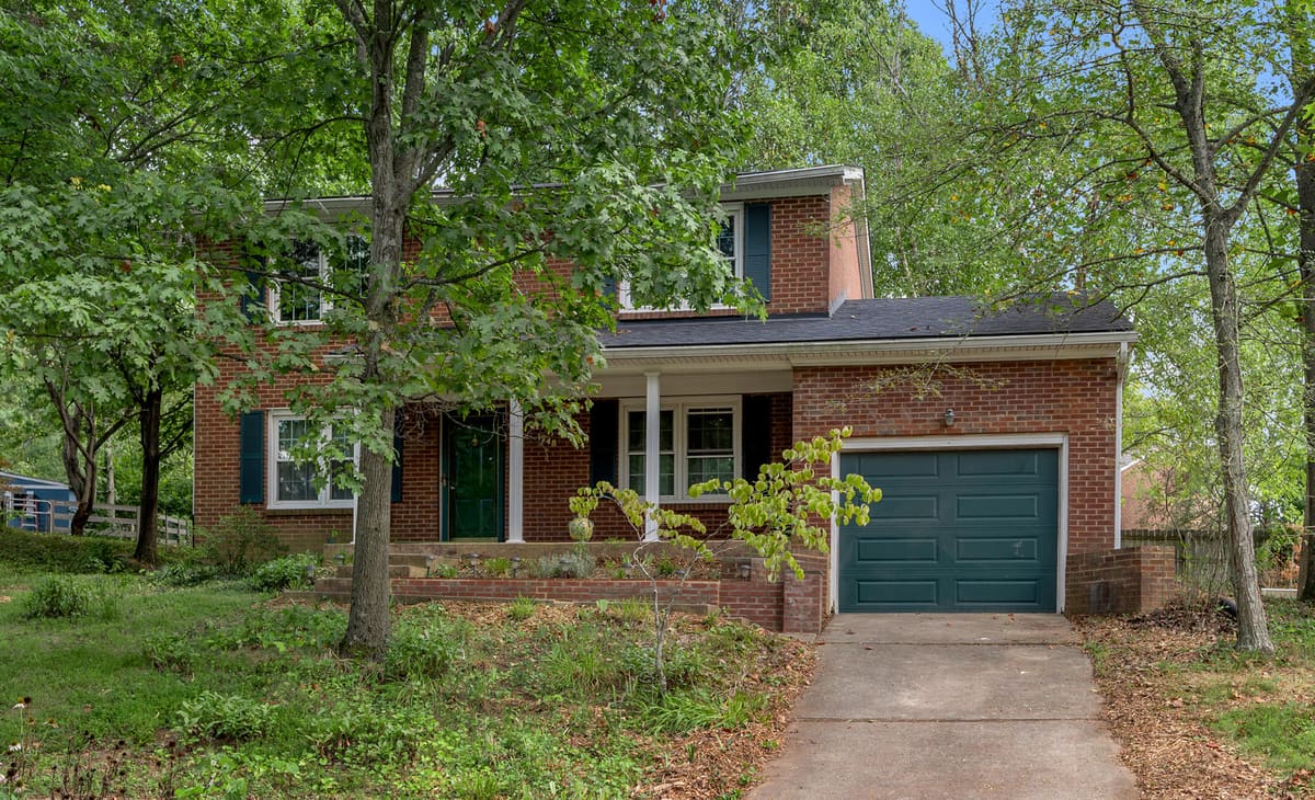 1748 Brook Park Drive, Lexington, KY 40515 — primary photo