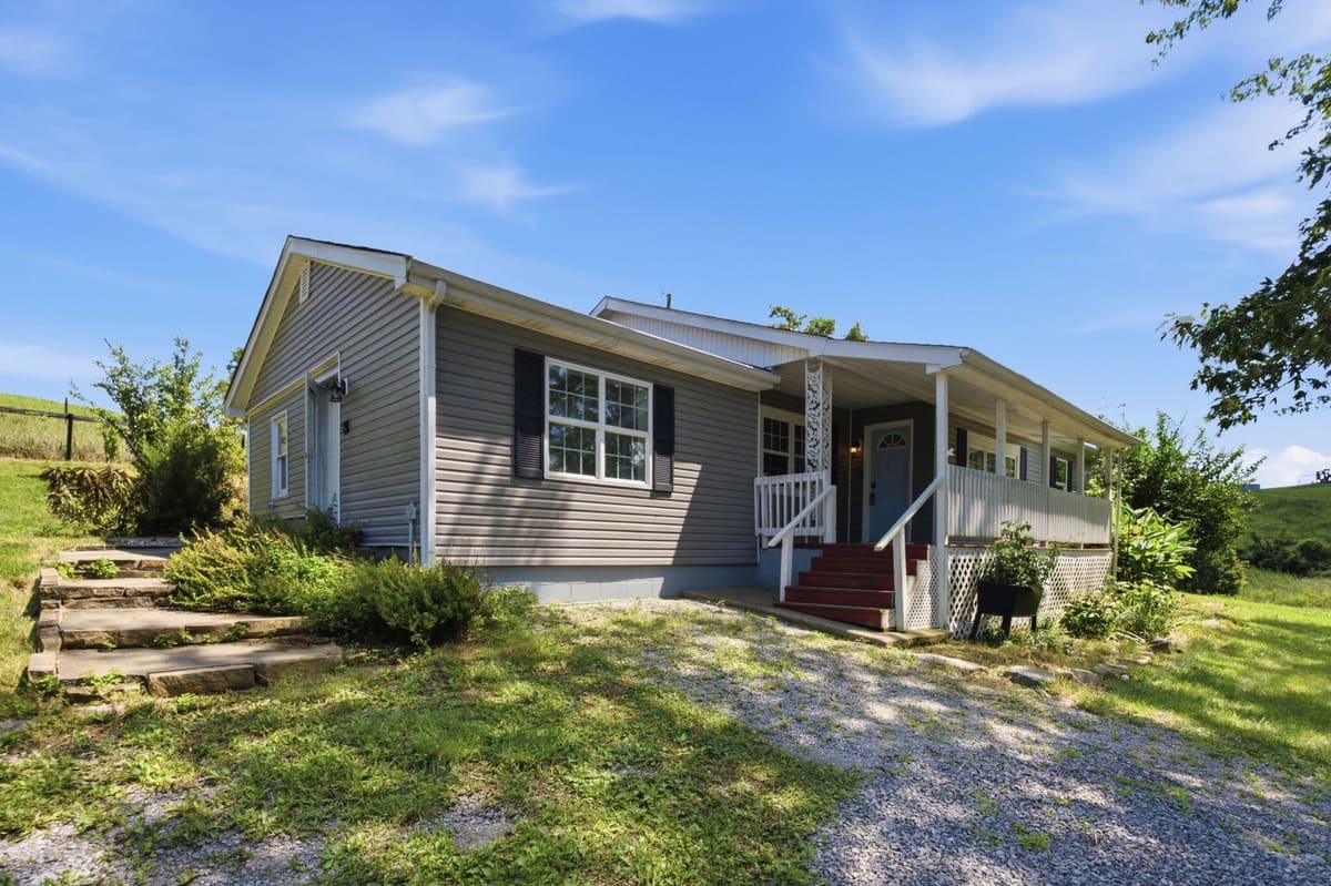 203 Fuzzy Duck Road, Lancaster, KY 40444 — primary photo