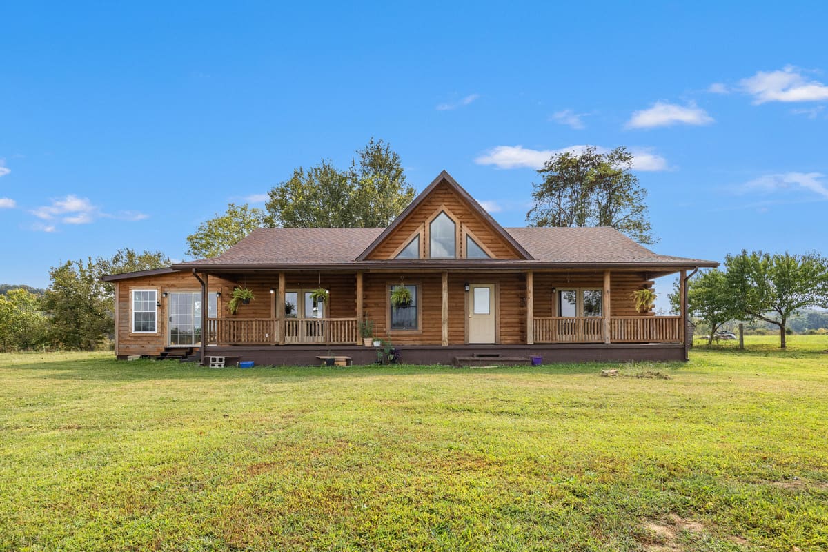 560 Hart Grove Road, Owingsville, KY 40360 — primary photo