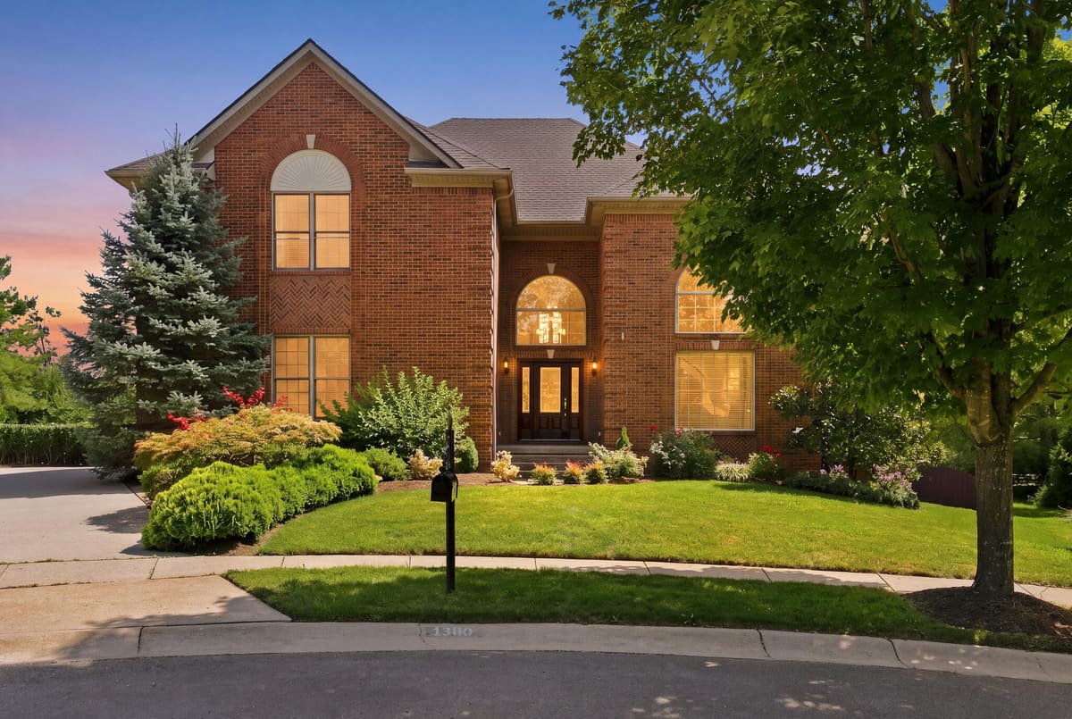 1300 Mumford Lane, Lexington, KY 40513 — primary photo