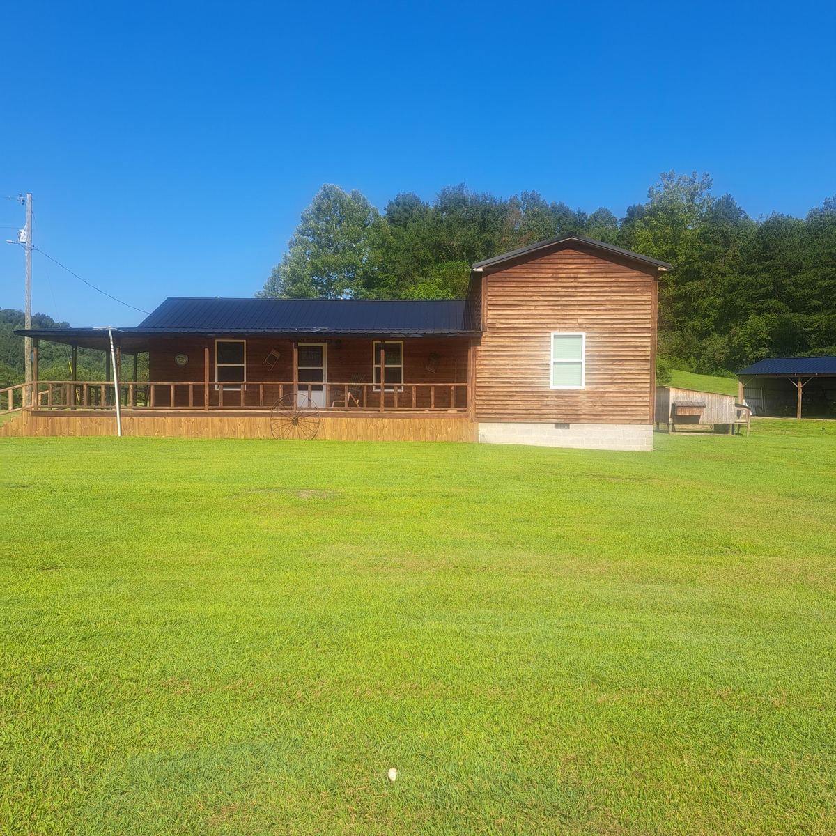 338 Midnight Stable Rd Road, Manchester, KY 40962 — primary photo
