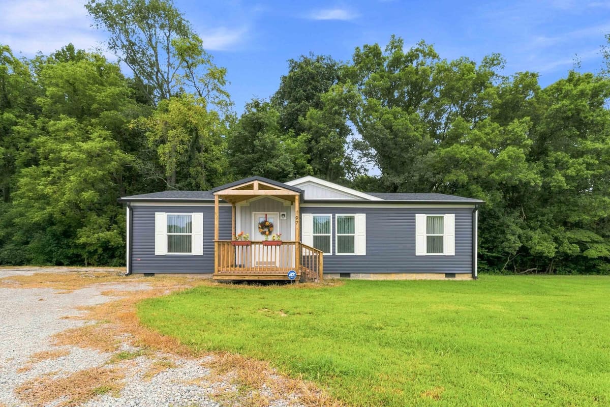 197 Drew Lane, Campbellsville, KY 42718 — primary photo
