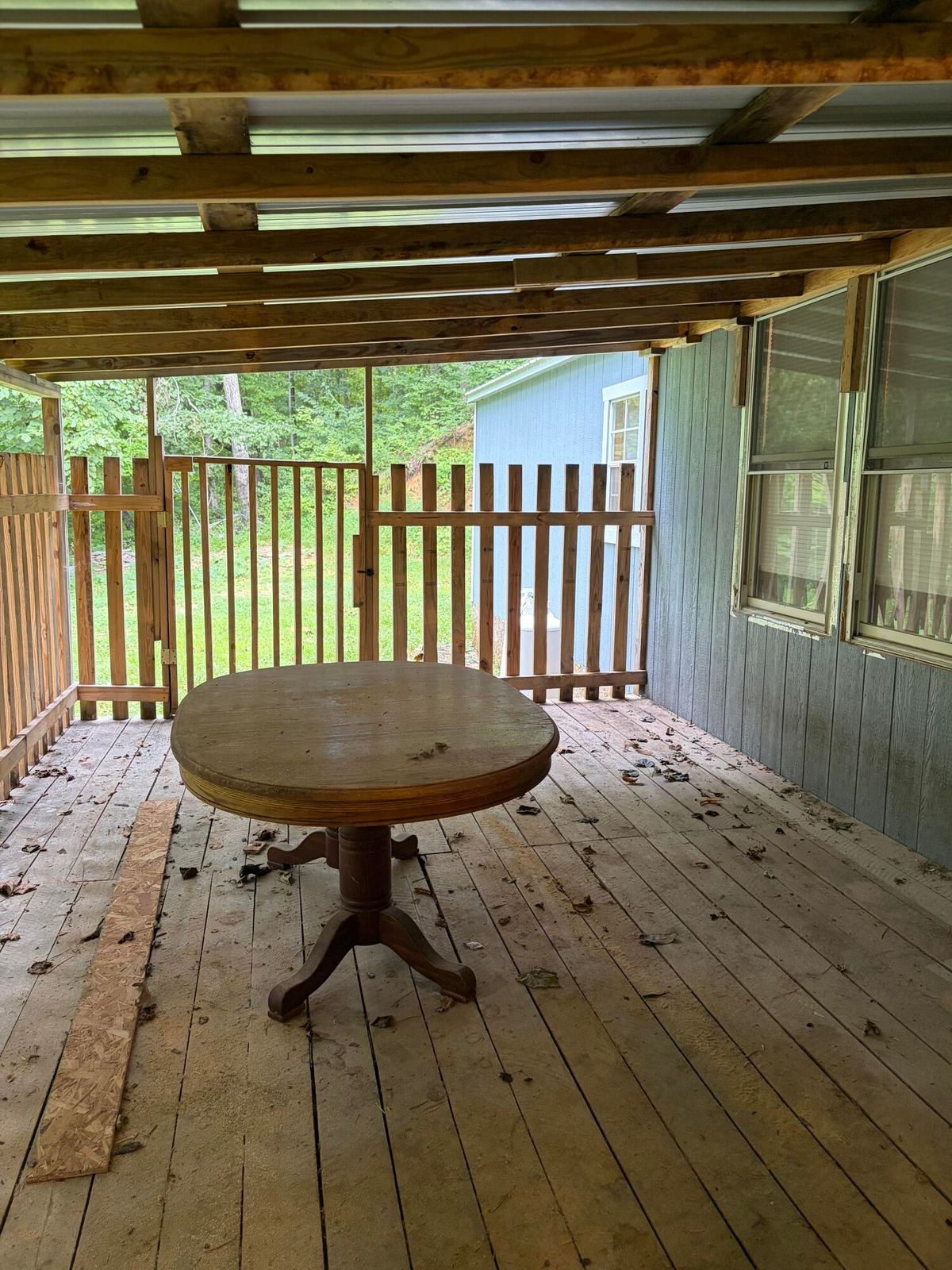 3044 Kentucky 1812, Jackson, KY 41339 — primary photo