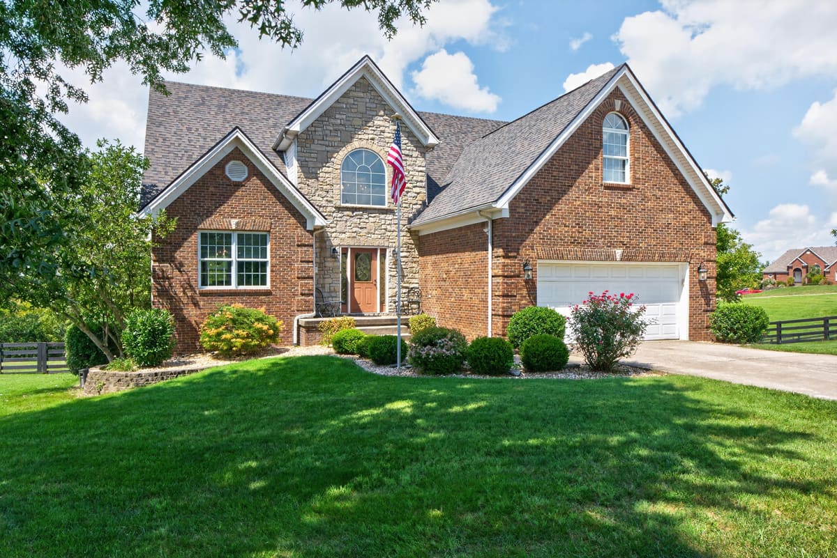 704 Autumn Court, Richmond, KY 40475 — primary photo