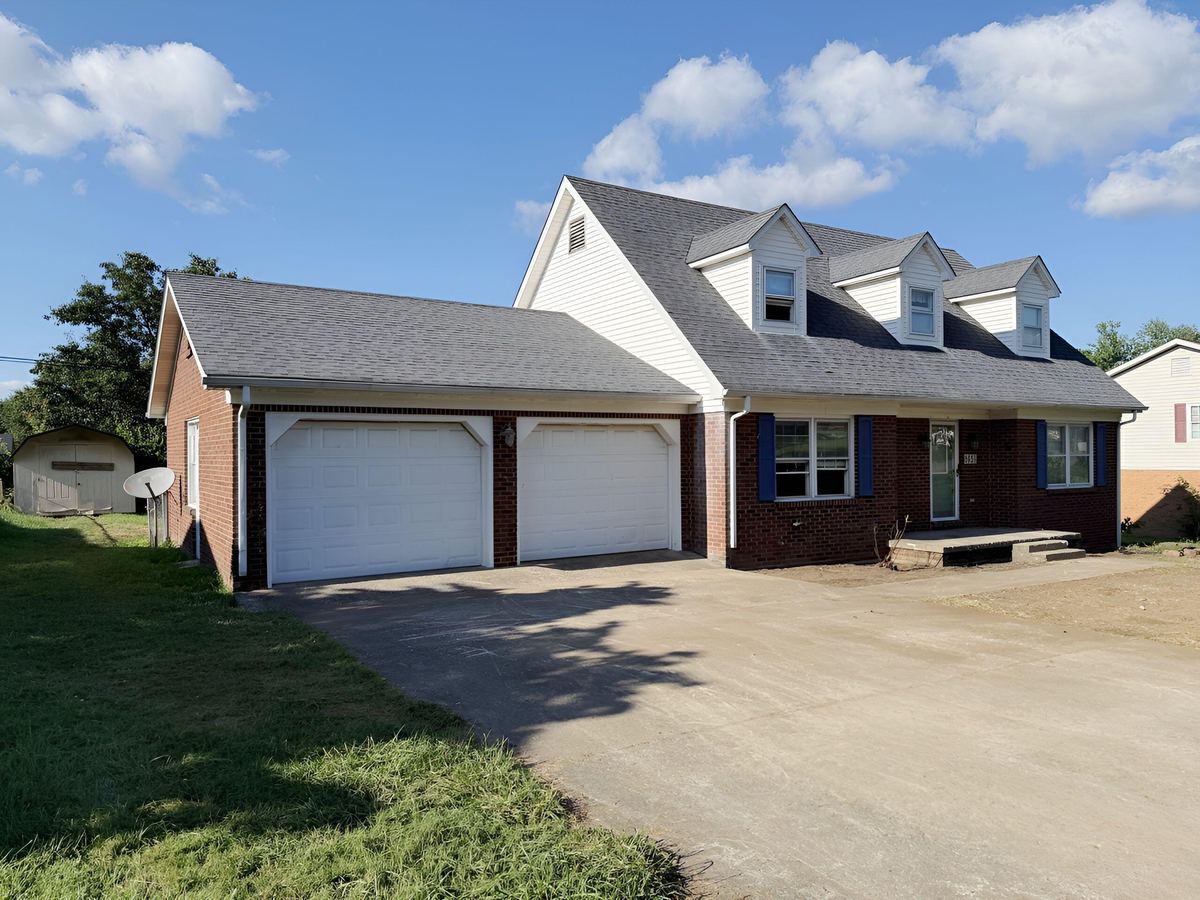605 Longview Road, Danville, KY 40422 — primary photo