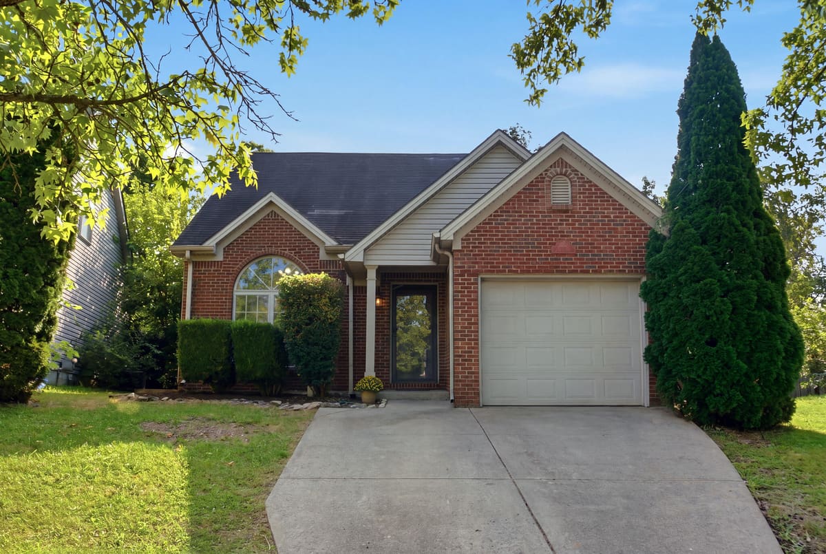 3429 Pueblo Court, Lexington, KY 40509 — primary photo